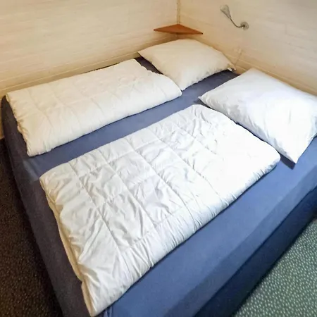 Dorf 2 40 Semesterbostad *